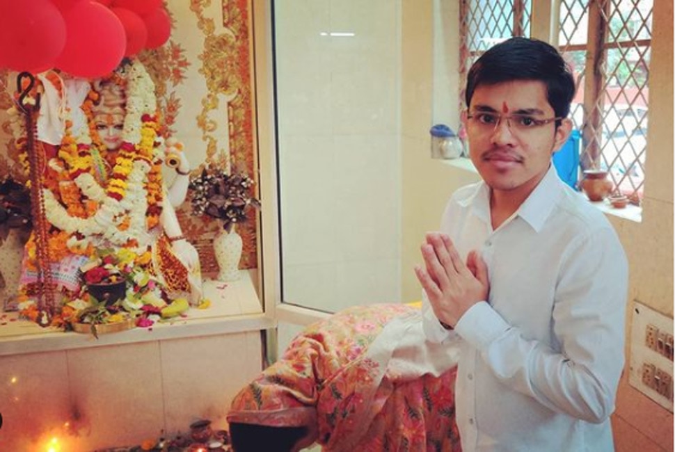 इंदौर में रहता है प्रदीप का परिवार Pradeep family lives in Indore
