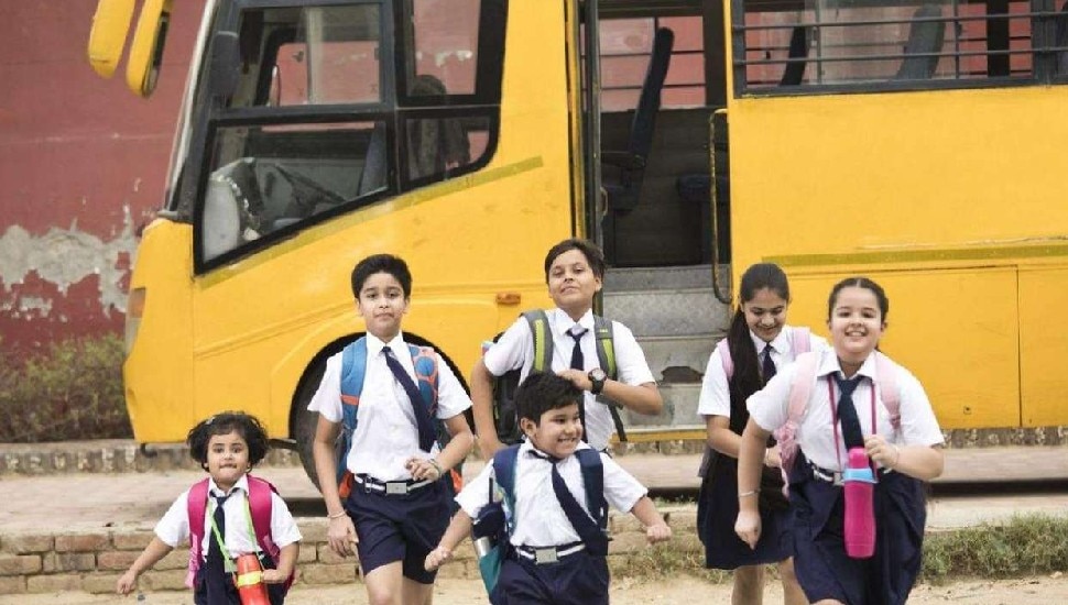 School Reopening: ਪੰਜਾਬ, ਹਿਮਾਚਲ ਸਮੇਤ ਇਨ੍ਹਾਂ ਸੂਬਿਆਂ 'ਚ ਅੱਜ ਤੋਂ ਖੁੱਲ੍ਹ ਰਹੇ ਹਨ ਸਕੂਲ
