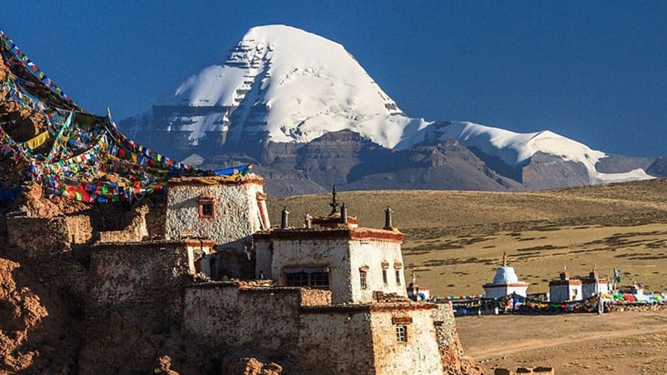 पर्वत पर अलौकिक शक्तियां करती हैं काम Supernatural powers work on the mountain