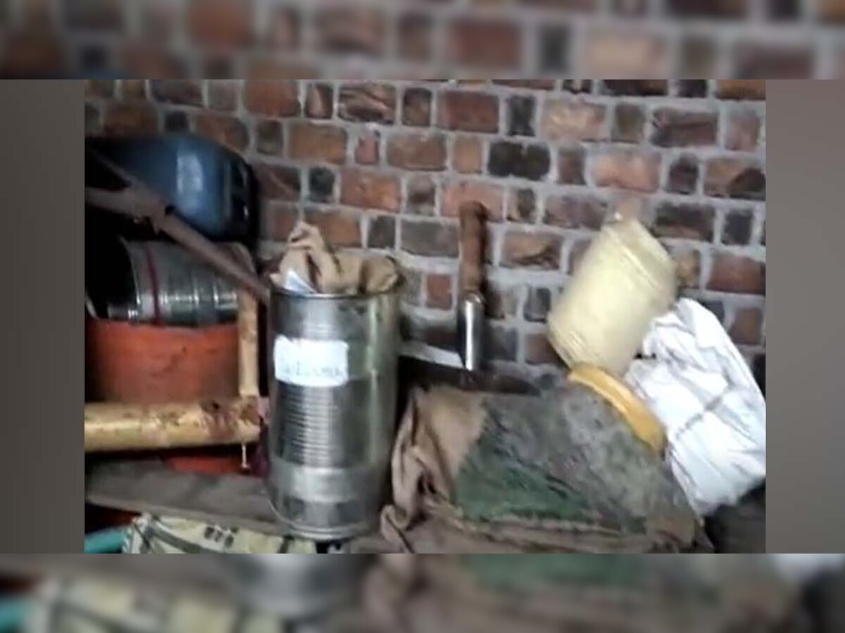 रतलाम जिले में पकड़ी गई अवैध शराब फैक्ट्री 