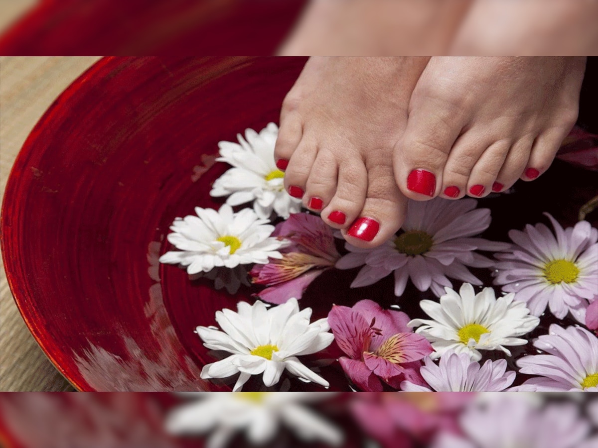 Samudra Shastra: अगर आपके भी पैरों के तलवे में हैं ये निशान, तो जानिए किस चिह्न का क्या है मतलब 