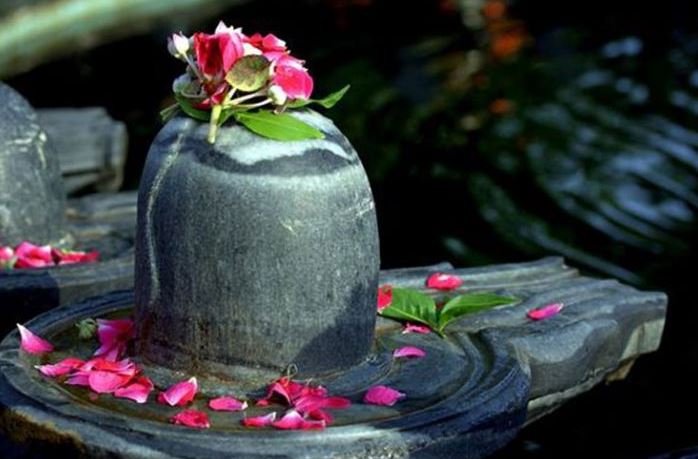 Lord Shiva Pooja Vidhi: इसलिए महादेव कहलाते हैं वैद्यनाथ, औषधियों से होता है उनका अभिषेक 