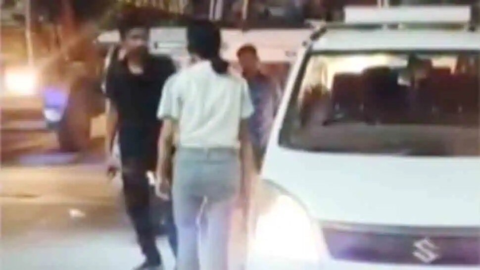 Lucknow Girl Case: कैब ड्राइवर से घूस लेने के आरोप में भिड़ गए इंस्पेक्टर और दारोगा, एक दूसरे पर लगा रहे इल्जाम