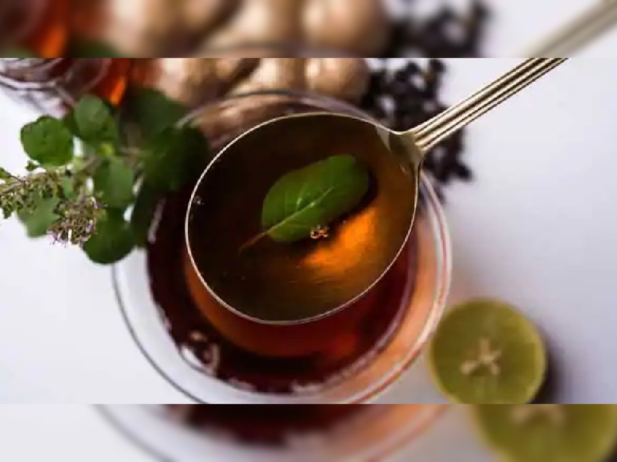  benefits of drinking Tulsi decoction