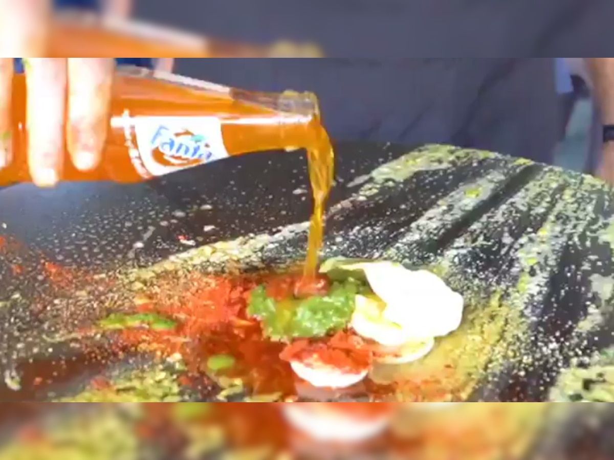 Fanta कोल्ड ड्रिंक को अंडे के साथ मिलाकर बनाया गया नया Dish, देखें पूरा Video