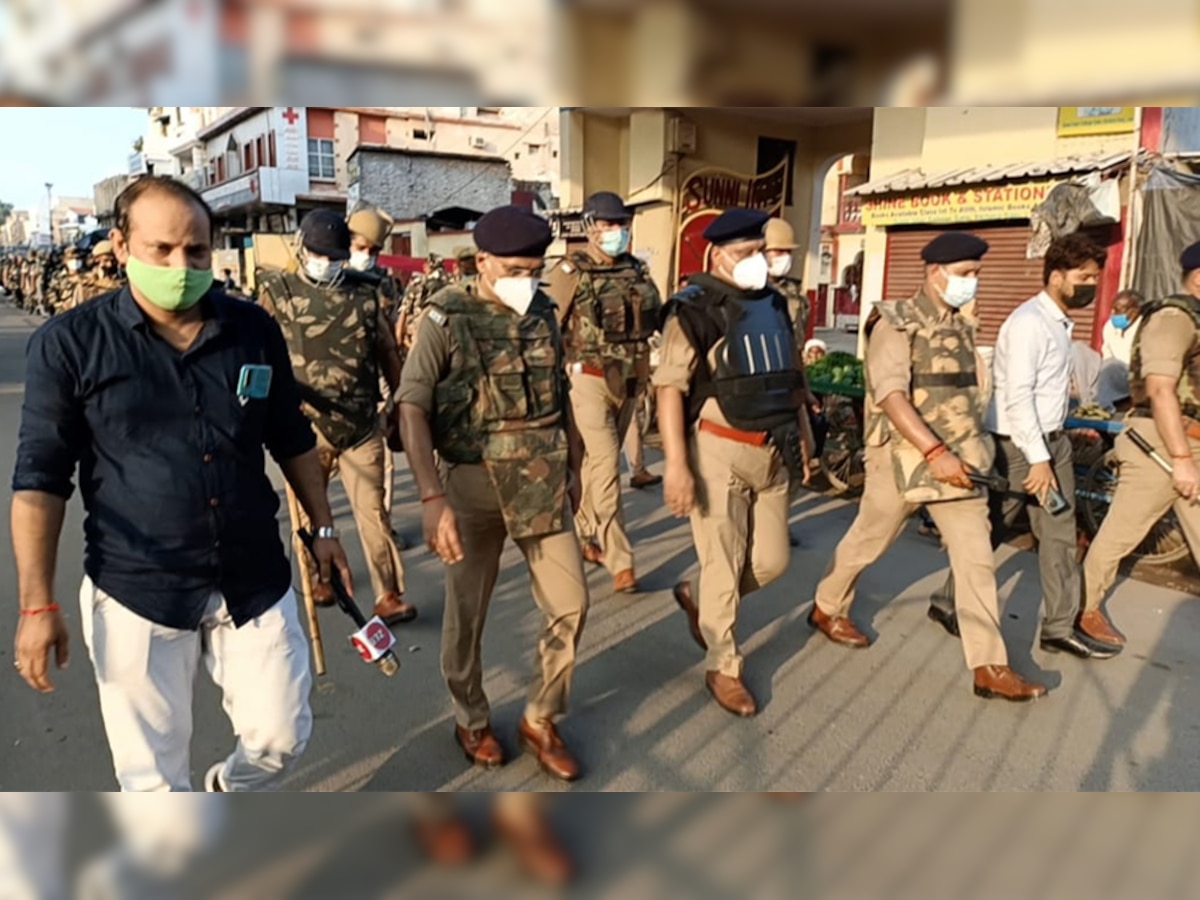 मुहर्रम को लेकर सख्त UP पुलिस, निकाला रुट मार्च, पुलिस ने की मुसलमानों से यह अपील