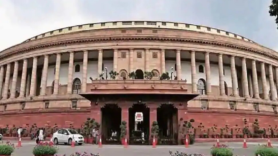 Monsoon Session: सभी पार्टियों ने जारी किया व्हिप, OBC बिल पर कल लोक सभा में होगी चर्चा