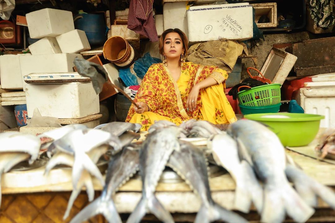 tina dutta in fish market