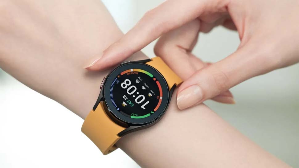 Samsung Galaxy Watch 4 Launched Will Monitor Blood Pressure Oxygen And Heartbeat On The Go Htzs स मस ग न ल न च क य ग ल क स व च 4 य जर क म न टर कर ग ब लड प र शर O2 ल वल और