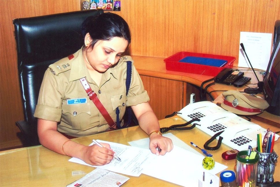 D Roopa chance to become an IAS