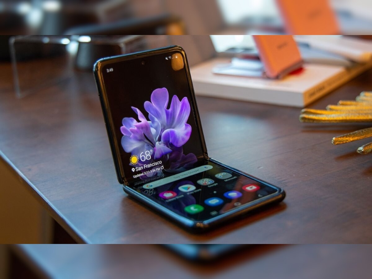 Galaxy Z Flip 3 | Photo Credit: techradar.com  