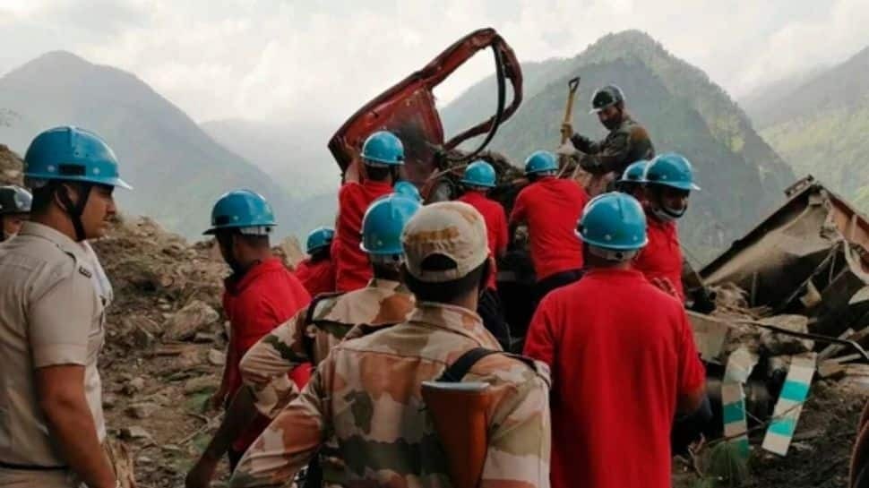 Kinnaur Landslide: किन्नौर हादसे में अब तक 13 की मौत, पीएम मोदी ने किया मुआवजे का ऐलान