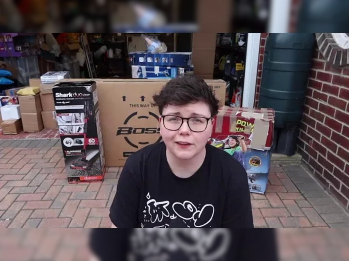 Woman bought Very and Argos returns pallet, bagged goodies and than