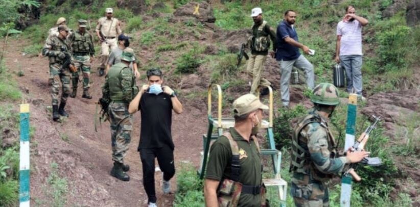 कश्मीर के कुलगाम में हुई मुठभेड़ में मिली सुरक्षाबलों को सफलता, मार गिराया आंतकी