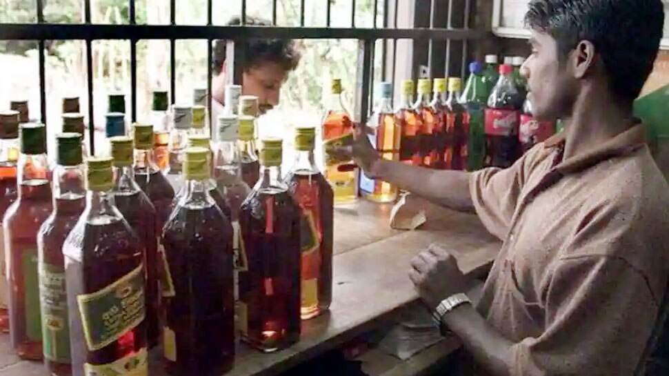 Uttar Pradesh में सबसे ज्यादा पी जाती है शराब, दूसरे नंबर पर है West Bengal