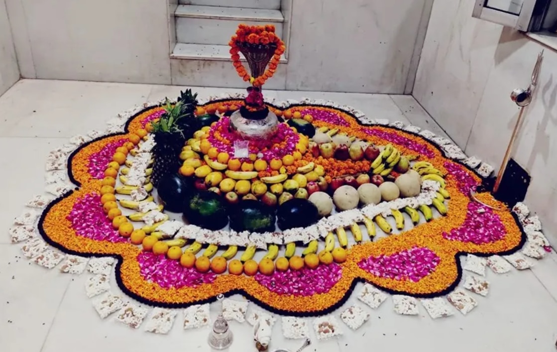 Lord Shiva Pooja With Flowers: फूलों से कैसे करें भगवान शिव की पूजा, भूल से भी न करें ये गलती