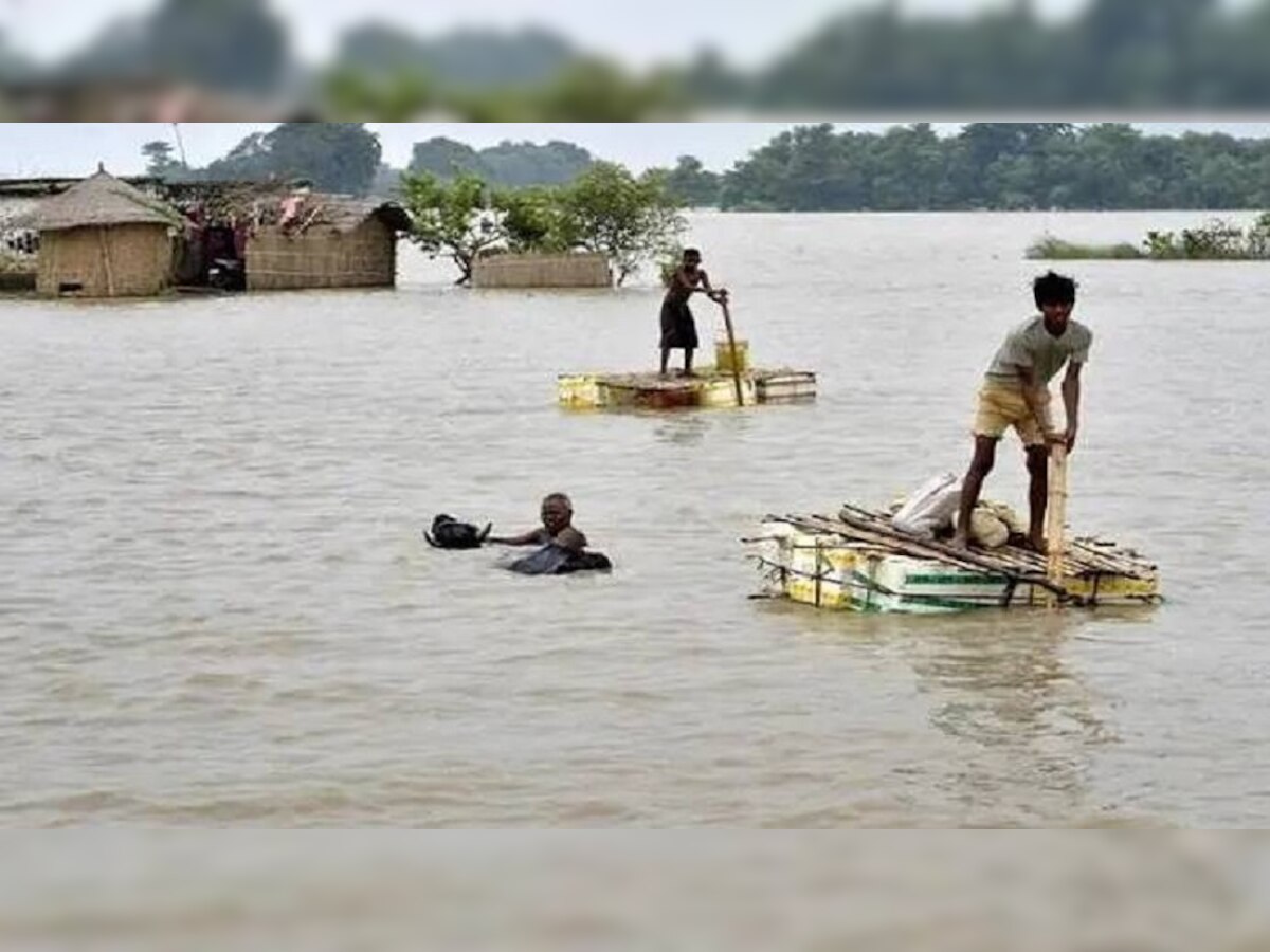 बिहार में बाढ़ का कहर  (फाइल फोटो)