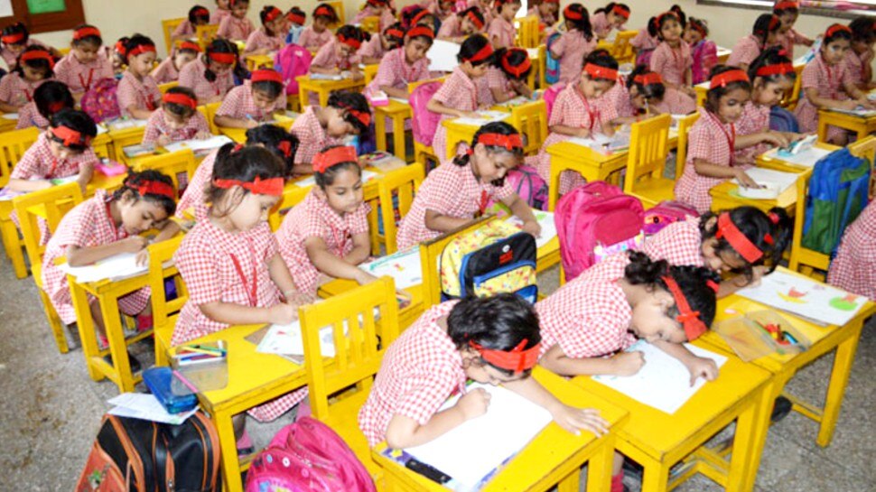 Schools Reopen Date: UP में कक्षा 1 से 5वीं तक के स्कूल भी खुलेंगे, CM Yogi Adityanath ने दिए निर्देश!