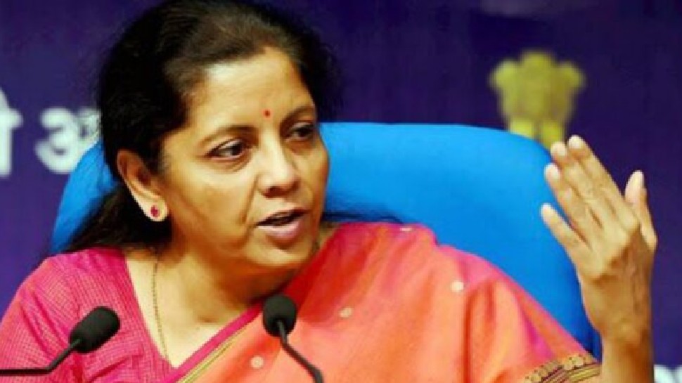 Petrol-Diesel पर नहीं घटेगा टैक्स, वित्त मंत्री Nirmala Sitharaman ने बताई वजह, कांग्रेस पर फोड़ा ठीकरा