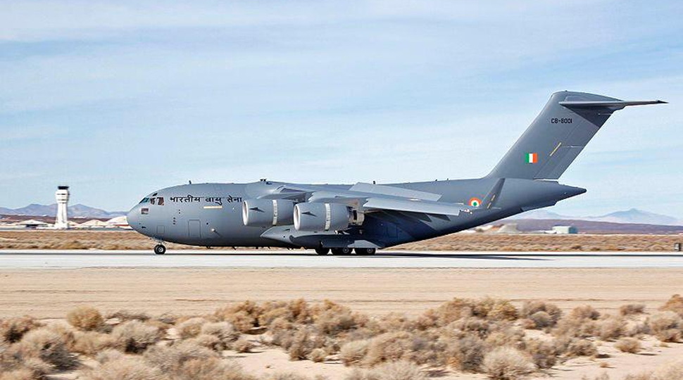 काबुल से 100 से ज्यादा भारतीयों को लेकर जामनगर उतरा वायुसेना का सी-17 विमान काबुल से 100 से ज्यादा भारतीयों को लेकर जामनगर उतरा वायुसेना का सी-17 विमान