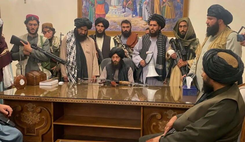Afghanistan: तालिबान के साथ अपने रिश्ते गहरे करना चाहता है चीन