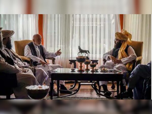 तालिबान ने अफगान नेताओं के साथ शुरू की वार्ता.