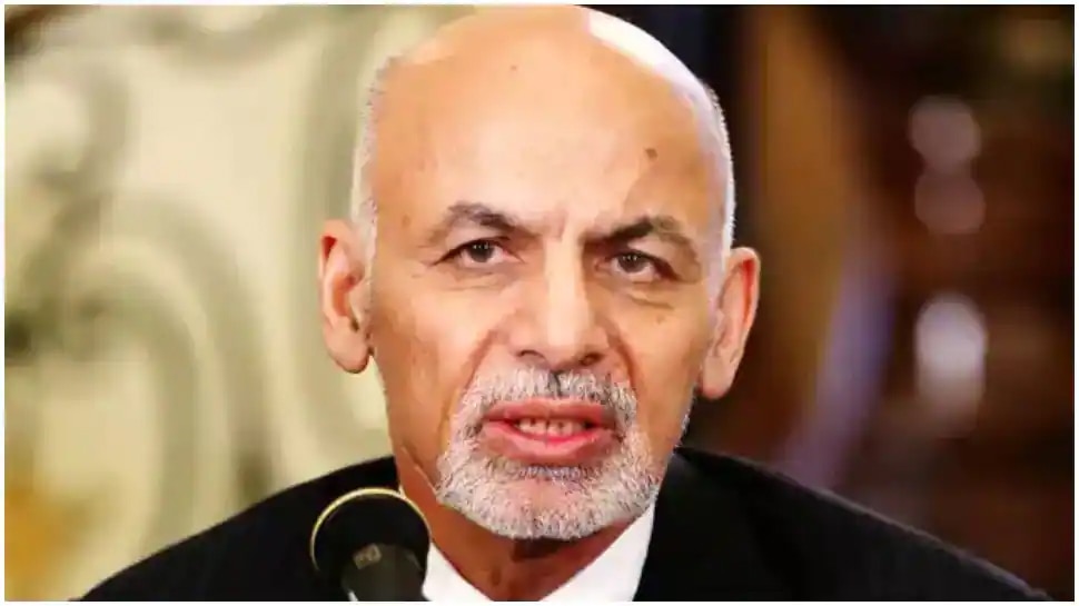 अपने 51 करीबी लोगों को भी साथ ले गए Ashraf Ghani, Taliban के कब्जे से पहले Russian Aircraft से भागे थे UAE