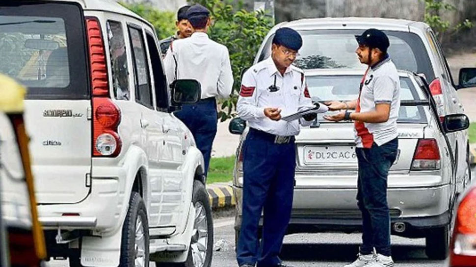 Traffic Rules में बड़ा हुआ बदलाव, अब पुलिस फोटो खींच नहीं भेज सकेगी Challan!