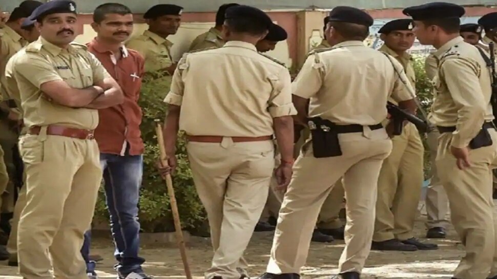 Woman Dead Body Found Half Burn In Satna Tattoo On Body Crime News Ngmp सतन म म ल मह ल क अधजल शव शर र पर ट ट पहच न म ज ट प ल स Hindi News