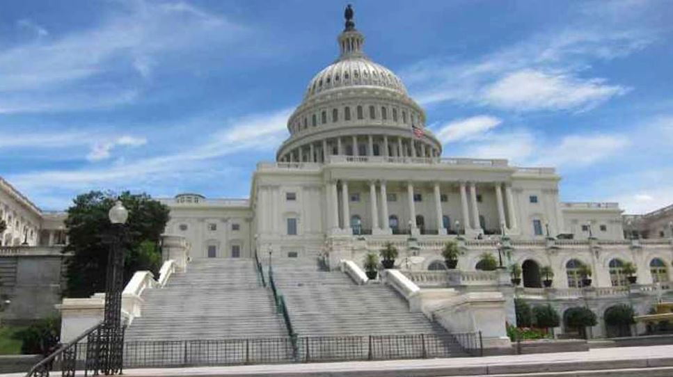 अमेरिकी संसद भवन के पास बम की खबर से अफरा-तफरी, आरोपी गिरफ्तार