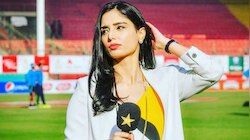 कौन हैं PAK एंकर जैनब अब्बास? भारत में भी है इस हसीना को लेकर जबर्दस्त दीवानगी