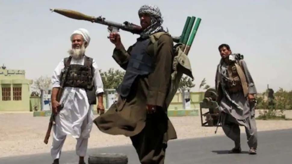 तालिबान ने इन अफ़ग़ान शहरों में बंद भारतीय कांसुलेट्स के तोड़े ताले, ली तलाशी