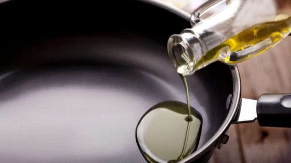 Edible Oil Price: खाने का तेल अब होगा सस्ता! सरकार ने उठाया बड़ा कदम, इंपोर्ट ड्यूटी में की भारी कटौती