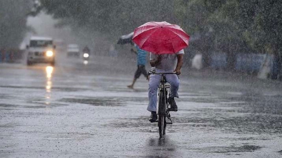 दिल्ली-एनसीआर में तेज बारिश, भीषण गर्मी से मिली राहत
