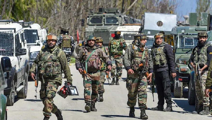 Jammu Kashmir: भारतीय सेना का पराक्रम, पुलवामा में ढेर हुए तीन आतंकी