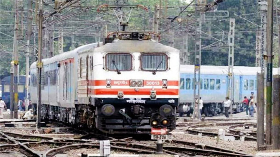 Indian Railways: 19 ट्रेनें हुईं रद्द, कहीं आपके शहर जाने वाली गाड़ी तो इसमें नहीं शामिल