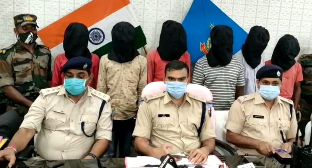 रांची पुलिस को मिली बड़ी सफलता, 24 घंटे के अंदर जमीन व्यवसाई को कराया मुक्त