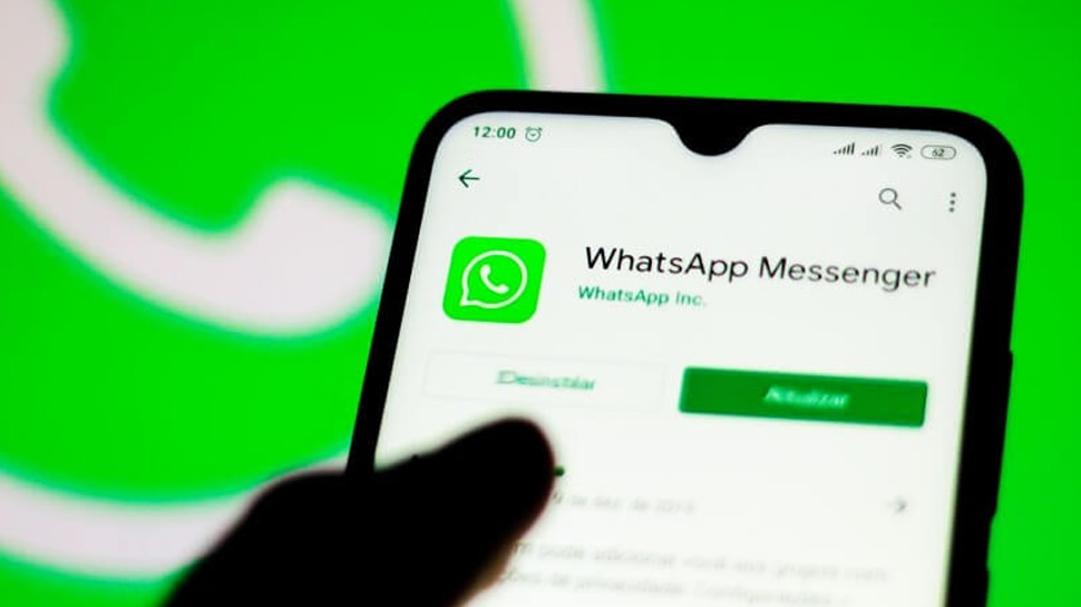 WhatsApp यूजर्स हो जाइए सावधान! गलती से भी डाउनलोड न करें यह वर्जन, नहीं तो Hijack हो जाएगा आपका अकाउंट