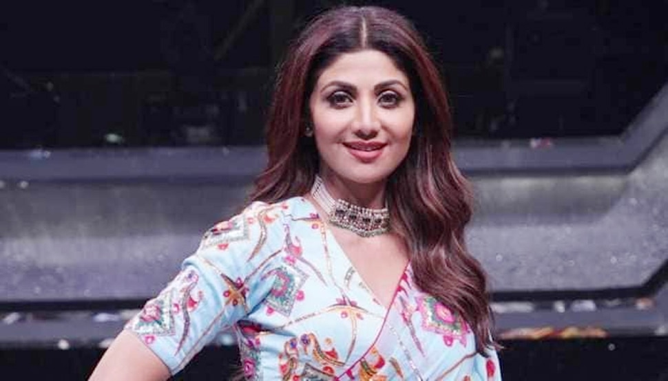 खुद को मजबूती से जकड़े हुए हैं Shilpa Shetty, पोस्ट शेयर कर लिखा,'हर पल को…'