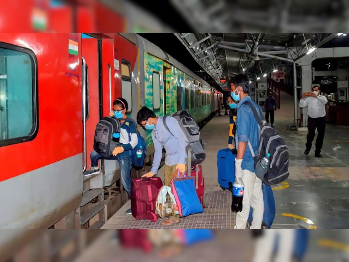 IRCTC New Rule: ऑनलाइन टिकट बुकिंग के बदले नियम, मोबाइल और ई-मेल वेरिफाई करना होगा जरूरी