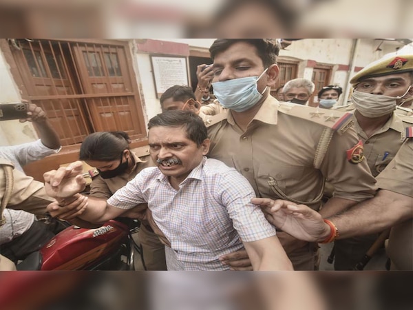 अमिताभ ठाकुर, पूर्व आईपीएस