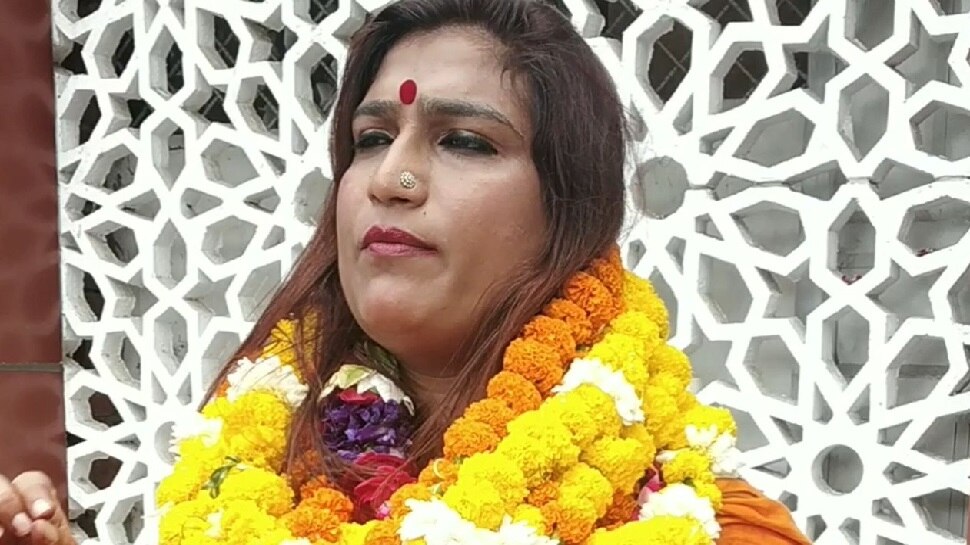 किन्नर नेता सोनम ने थामा BJP का दामन, अखिलेश यादव को बताया 'दगाबाज', कहा- सपा में कभी नहीं जाऊंगी