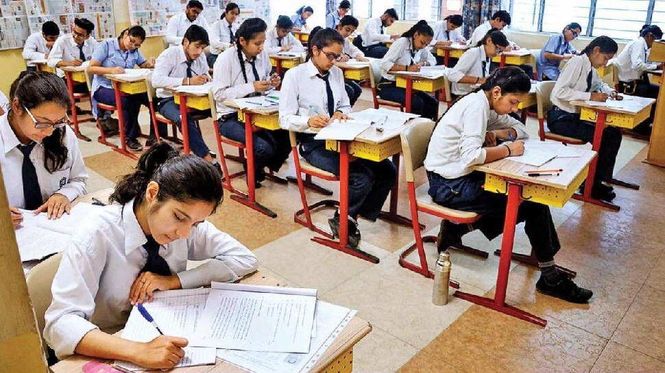 दिल्ली: आज से खुलेंगे स्कूल, कुछ प्राइवेट स्‍कूलों को अब भी पेरेंट्स की सहमति का इंतजार