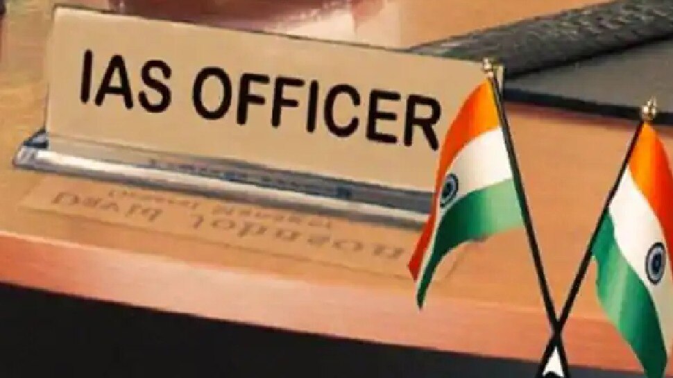 MP सरकार में 20 IAS अधिकारियों के तबादलेः CM शिवराज के सचिव को मिली अहम जिम्मेदारी, यहां देखें लिस्ट