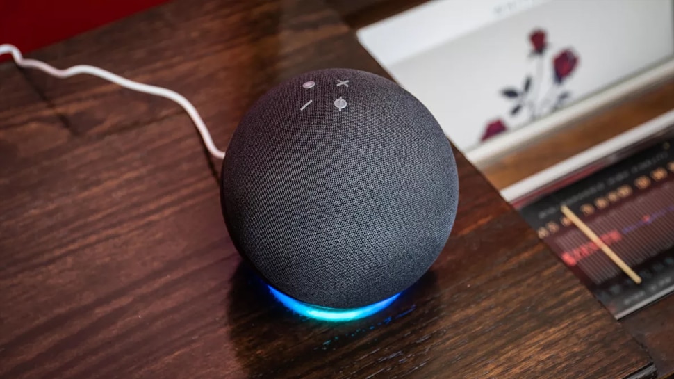 Alexa अब आवाज ऊंची करके करेगी बातें, नए फीचर ने लोगों को किया हैरान, फुसफुसाएंगे तो निकालेगी 'दिलकश' आवाज
