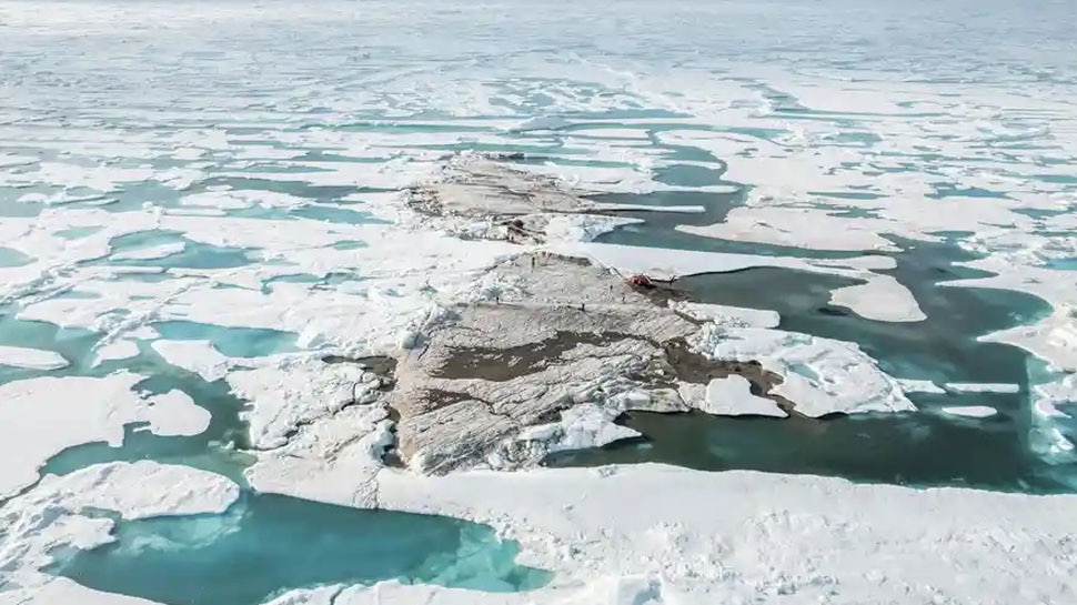 North Pole के पास समुद्र में खोजा गया New Island, फुटबॉल के मैदान जितना है आकार