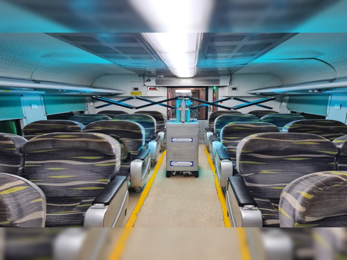 उत्तर रेलवे की यात्रियों की सुरक्षा के लिए पहल, ट्रेनों को कीटाणु रहित रखने के लिए यूवीसी रोबोट तकनीक का इस्तेमाल शुरू