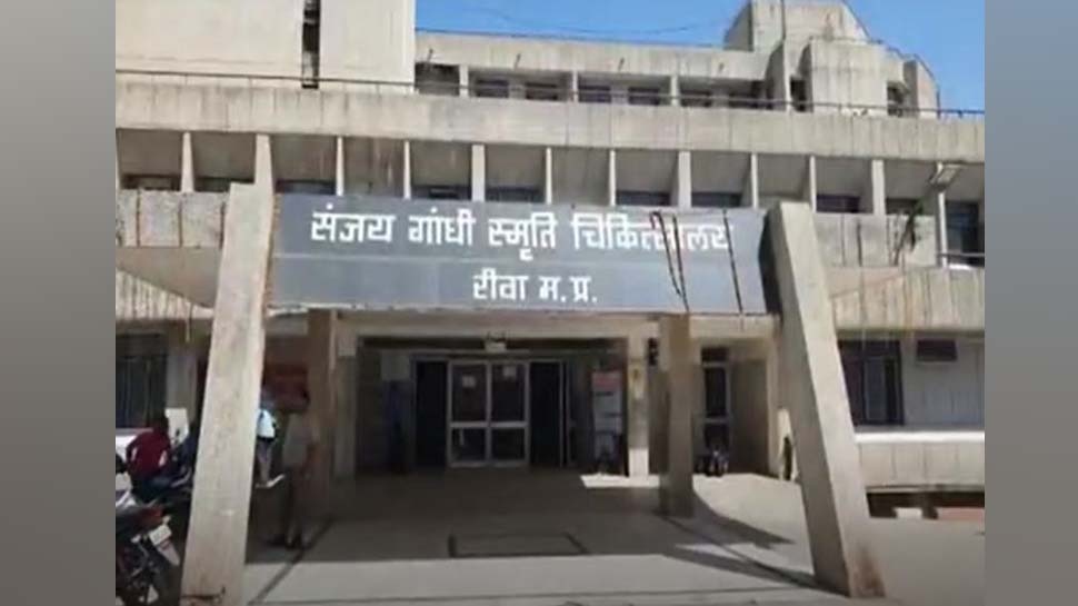 Rewa Sanjay Gandhi Memorial Hospital Male skeleton found in a closed lift mpap विंध्य अंचल के Rewa Sanjay Gandhi Memorial Hospital Male skeleton found in a closed lift mpap विंध्य अंचल के