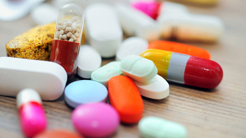 Government revises NLEM: जनता के लिए बड़ी राहत, सरकार ने शुगर-कैंसर और टीबी समेत 39 दवाओं की कीमत घटाई