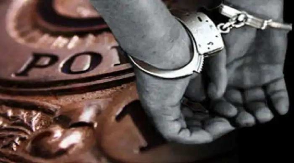 देवघर में साइबर अपराधियों के खिलाफ ताबड़तोड़ कार्रवाई, 18 गिरफ्तार